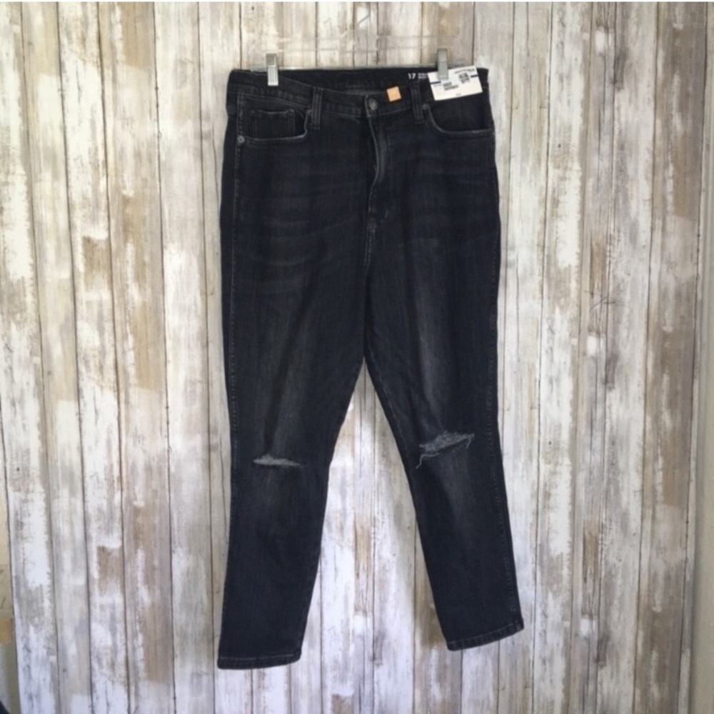 NWT Arizona Jeans Distressed Skinny Jeans